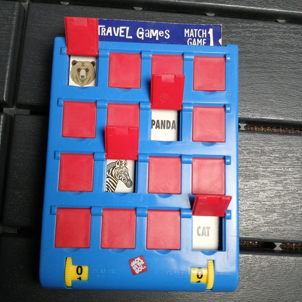 Jack in The Box Kids Meal TRAVEL GAMES Toys 2000 Match‎ Game 1, 2 - ZC